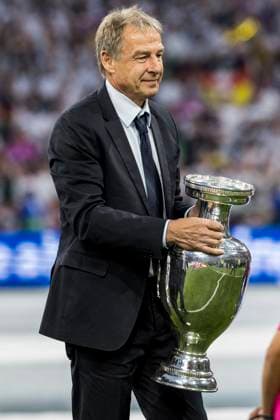 UEFA EURO 2024 Opening match Germany Scotland 14 06 2024 Jürgen Klinsmann with trophy UEFA EURO 2024 Opening match Germany Scotland Munich Football Arena, Munich on 14 06 2024 Copyright: xBEAUTIFULxSPORTS Wunderlx