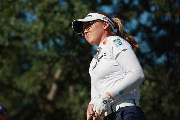 Meijer LPGA, Golf Damen Classic Brooke Henderson of Canada tees off on the 17th hole during Day Two of the Meijer LPGA Classic for Simply Give golf tournament at Blythefield Country Club in Belmont, MI, USA Friday, June 14, 2024. Belmont Michigan United States  Copyright: xJorgexLemusx originalFilename:lemus-meijerlp240614_npbNv.jpg
