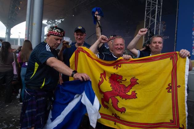 Public View Of Germany V Scotland In Cologne Thousands of German football fans and Scottish football fans are gathering at Tanzbrunnen to watch the public viewing of the opening match between Germany and Scotland of UEFA EURO, EM, Europameisterschaft,Fussball 2024 in Cologne, Germany, on June 14, 2024. cologne Germany  Copyright: xYingxTangx originalFilename:tang-notitle240614_npFiP.jpg