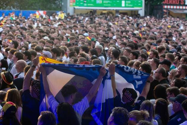 Public View Of Germany V Scotland In Cologne Thousands of German football fans and Scottish football fans are gathering at Tanzbrunnen to watch the public viewing of the opening match between Germany and Scotland of UEFA EURO, EM, Europameisterschaft,Fussball 2024 in Cologne, Germany, on June 14, 2024. cologne Germany  Copyright: xYingxTangx originalFilename:tang-notitle240614_npEpT.jpg