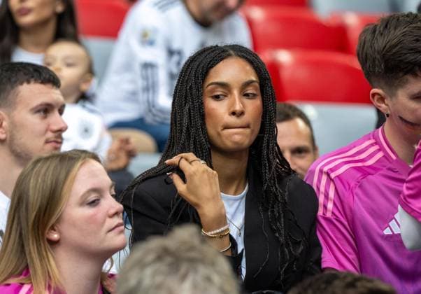 Football, men, season 2023 24, Euro 20204 Group A 1 matchday in Munich, Germany Scotland 5 1 , Aaliyah, girlfriend of Florian Wirtz Germany in the stands, 14 06 2024, Copyright: xMatthiasxKochx