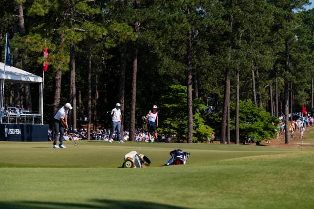 June 14, 2024, Pinehurst, North Carolina, USA: Rory McIlroy of Northern Ireland, putts on the 17th green during Friday s second round for the 124th U.S. Open, June 14, 2024, at Pinehurst Resort & Country Club (Course No. 2) in Pinehurst, North Carolina. Pinehurst USA - ZUMAh97_ 20240614_fap_h97_025 Copyright: xTimothyxL.xHalex