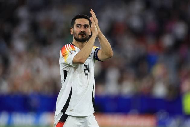 Germany v Scotland: Group A - UEFA EURO, EM, Europameisterschaft,Fussball 2024 Ilkay Gundogan (Germany) is applauding the fans after the UEFA European Championship, EM, Europameisterschaft Group A match between Germany and Scotland at Allianz Arena in Munich, Germany, on June 14, 2024. Munich Bavaria Germany  Copyright: xMIxNewsx originalFilename:fletcher-germanyv240614_np4gr.jpg