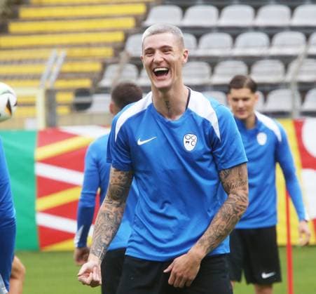 Euro 2024, Slovenian national team, base camp in Wuppertal, 14 06 2024 Benjamin Sesko Slovenia training at the stadium at Wuppertal Zoo