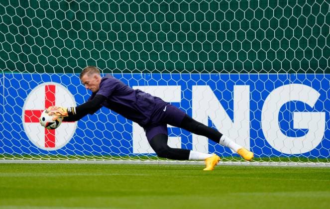 Jordan Pickford of England England Training Session and press conference, PK, Pressekonferenz UEFA European Championship, EM, Europameisterschaft 2024, Group C, Football, Spa & Golf Resort Weimarer Land, Blankenhain, Germany, 15 Jun 2024 EDITORIAL USE ONLY No use with unauthorised audio, video, data, fixture lists, club league logos or live services. Online in-match use limited to 120 images, no video emulation. No use in betting, games or single club league player publications.  Copyright: xDavexShopland Shutterstockx 14523791g