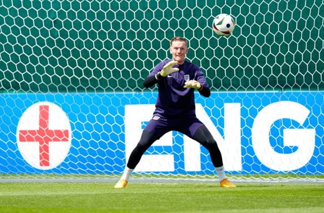 Jordan Pickford of England England Training Session and press conference, PK, Pressekonferenz UEFA European Championship, EM, Europameisterschaft 2024, Group C, Football, Spa & Golf Resort Weimarer Land, Blankenhain, Germany, 15 Jun 2024 EDITORIAL USE ONLY No use with unauthorised audio, video, data, fixture lists, club league logos or live services. Online in-match use limited to 120 images, no video emulation. No use in betting, games or single club league player publications.  Copyright: xDavexShopland Shutterstockx 14523791k