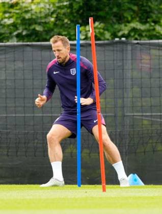 Harry Kane of England England Training Session and press conference, PK, Pressekonferenz UEFA European Championship, EM, Europameisterschaft 2024, Group C, Football, Spa & Golf Resort Weimarer Land, Blankenhain, Germany, 15 Jun 2024 EDITORIAL USE ONLY No use with unauthorised audio, video, data, fixture lists, club league logos or live services. Online in-match use limited to 120 images, no video emulation. No use in betting, games or single club league player publications.  Copyright: xDavexShopland Shutterstockx 14523791n