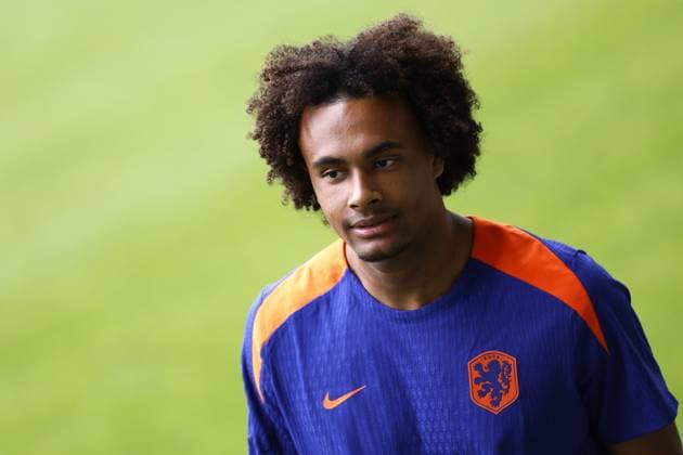 WOLFSBURG - Joshua Zirkzee during a training session of the Dutch national team, Nationalteam at the AOK Stadium on June 15, 2024 in Wolfsburg, Germany. The Dutch national team is preparing for the first group match at the European Football Championship in Germany against Poland. ANP KOEN VAN WEEL UEFA EURO, EM, Europameisterschaft,Fussball 2024 Germany 2024 xVIxANPxSportx xxANPxIVx 501129298 originalFilename: 501129298.jpg