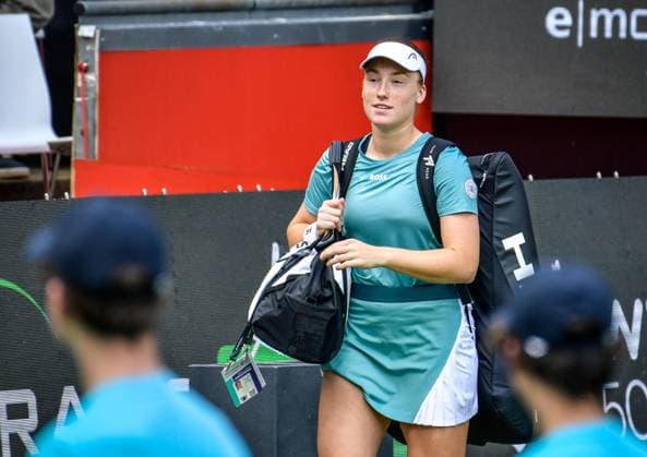 Sport Tennis, ecotrans Ladies Open 2024 in Berlin 15 06 2024, xdanx, Sport Tennis, ecotrans Ladies Open 2024 in Berlin, v l Ella Seidel GER enters the Center Court Berlin Steffi Graf Stadion Berlin Germany DE Copyright: xDanielxLakomskix
