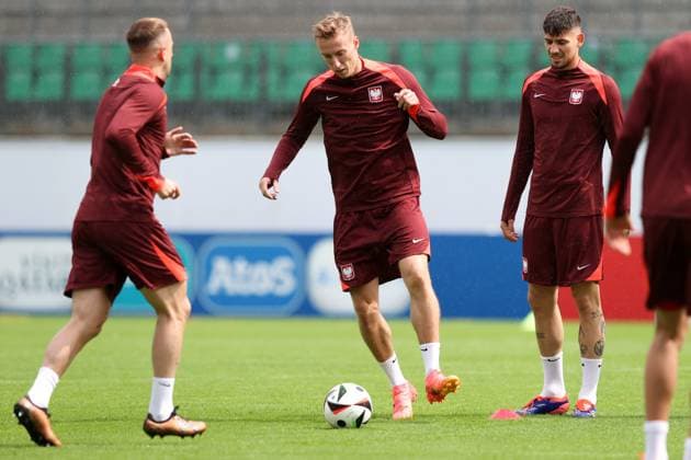 HANOWER 15.06.2024 TRENING REPREZENTACJI POLSKI NA EURO 2024 --- POLISH FOOTBALL national team, Nationalteam TRAINING SESSION ON EURO 2024 IN HANNOVER ADAM BUKSA JAKUB MODER FOT. PIOTR KUCZA FOTOPYK NEWSPIX.PL --- Newspix.pl  240615PYK046