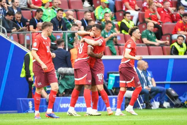 COLOGNE, GERMANY JUNE 15 Kwadwo Duah of Switzerland 2nd from L celebrated for his goal during the UEFA EURO 2024 group stage match between Hungary and Switzerland at Cologne Stadium on June 15, 2024 in Cologne, Germany Cologne Cologne Stadium North Rhine Westphalia Germany Copyright: xJustPictures.ch ManuelxWinterbergerx jp-en-EuSpIm-MWI_7667