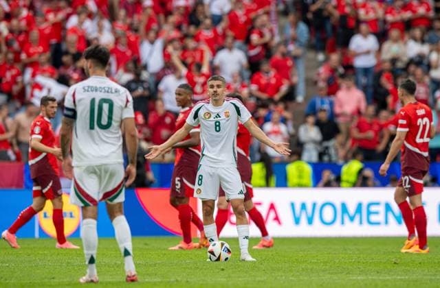 Football, Men, Season 2023 24, Euro 2024 Group A 1 Matchday in Cologne, Hungary Switzerland, f l Dominik Szoboszlai Hungary , Adam Nagy Hungary , Disappointment after conceding 0 2, 15 06 2024, Copyright: xSebastianxRäppold MatthiasxKochx