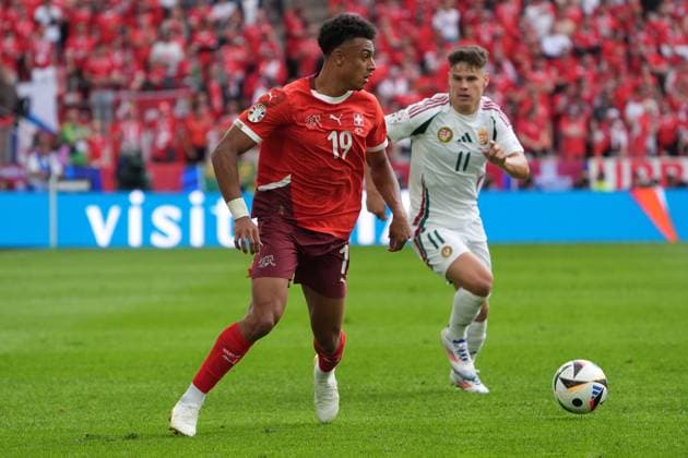 Dan Ndoye Switzerland, Switzerland, Suisse, 19 vs Milos Kerkez Hungary, Hungary, 11 Cologne 15 06 2024 Switzerland vs Hungary, EURO2024 M2, Group A, EM Arena Cologne