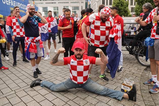 Berlin: Fan frenzy has begun next to the Fan Zone near the Brandenburg Gate Ahead of the match between Croatia and Spain, a fan frenzy began near the Fan Zone near the Brandenburg Gate, in Berlin, Germany, on June 15, 2024. LukaxStanzl PIXSELL