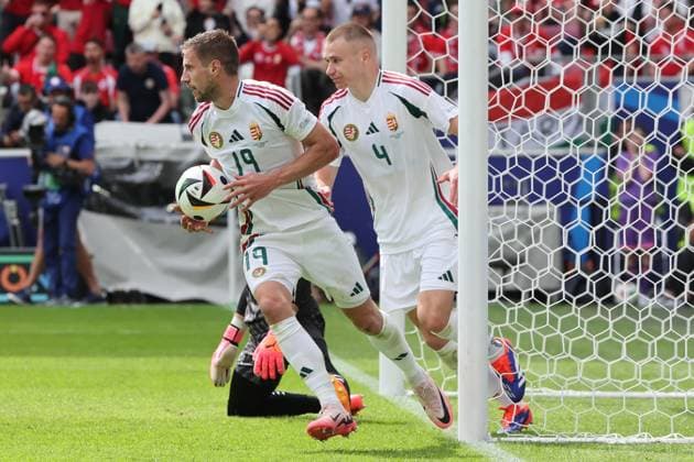 Goal by Barnabas Varga Hungary, No. 19 , goal, the scorer urges to hurry and gets the ball out of the net with Attila Szalai Hungary, No. 4, preliminary round match M02, HUN SUI, , European Football Championship, Hungary vs Switzerland, European Football Championship, Hungary vs Swiss, Cologne, Cologne, 15 06 2024,