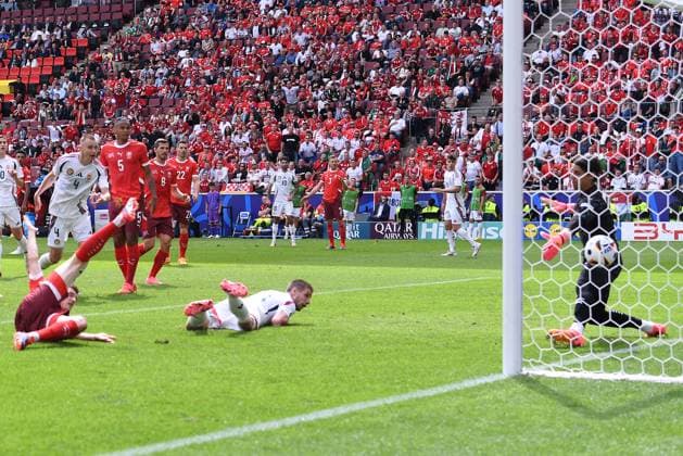 Soccer UEFA EURO 2024 Group Stage 1 Matchday Hungary Switzerland on 15 06 2024 at Köln Stadion in Cologne Goal Shot Goal to 1 2 by Barnabas Varga Hungary xRx