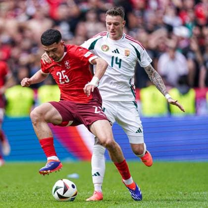 2024-06-15 Hungary v Switzerland - Group A - UEFA EURO, EM, Europameisterschaft,Fussball 2024 COLOGNE, GERMANY - JUNE 15: Bendeguz Bolla of Hungary, Mohamed Zeki Amdouni of Switzerland battle for the ball during the Group A - UEFA EURO 2024 match between Hungary and Switzerland at Cologne Stadium on June 15, 2024 in Cologne, Germany. (Photo by Joris Verwijst BSR Agency) Cologne Germany Content not available for redistribution in The Netherlands directly or indirectly through any third parties. Copyright: xBSRxAgencyx