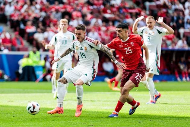 UEFA EURO 2024 Hungary Switzerland 14 06 2024 duel Bendeguz Bolla Hungary, 14 , Mahamed Zeki Amdouni Switzerland, 25 UEFA EURO 2024 Hungary Switzerland Cologne Stadium, Cologne on 15 06 2024 Copyright: xBEAUTIFULxSPORTS Wunderlx