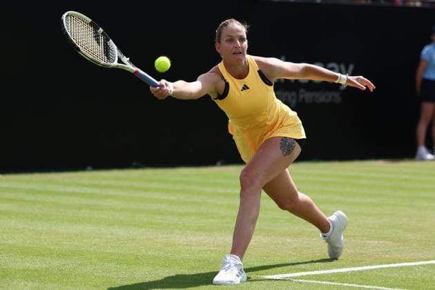 15th June 2024; Lexus Nottingham Tennis Centre, Nottingham, England; Rothesay Nottingham Open, Day 6; Karolina Pilskova in action during her ladies singles quarter-final match against Ons Jabeur  ActionPlus12654896 ShaunxBrooks