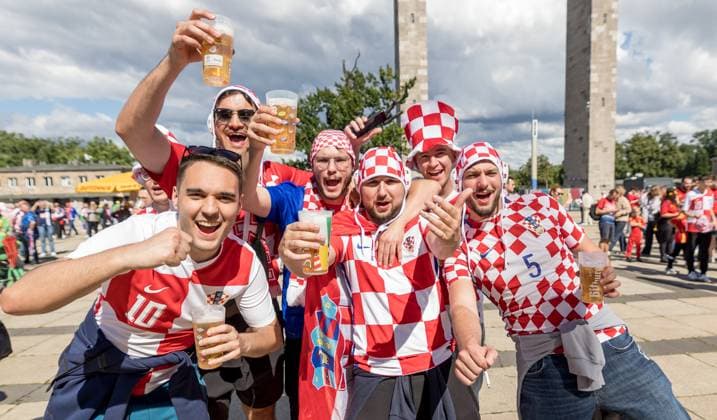 Berlin Previews - UEFA EURO, EM, Europameisterschaft,Fussball 2024 Croatia fans are cheering during the Spain vs. Croatia match at UEFA Euro 2024 in Berlin, Germany, on June 15, 2024. Berlin Germany  Copyright: xFotoxOlimpikx originalFilename:jastrzebowski-spainvsc240615_npOhF.jpg