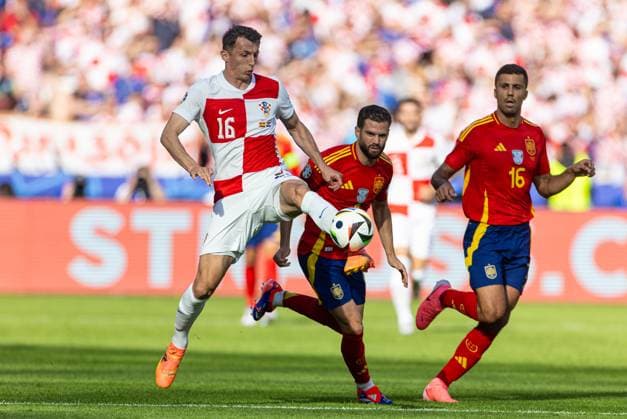 Football - UEFA EURO, EM, Europameisterschaft,Fussball 2024 - Group B - Spain v Croatia BERLIN, GERMANY - Saturday, June 15, 2024: Croatia s Ante Budimir during the UEFA Euro 2024 Group B match between Spain and Croatia at the Olympiastadion. (Photo by David Rawcliffe Propaganda) BERLIN Olympiastadion BERLIN GERMANY  Copyright: xDavidxRawcliffex P2024-06-15-Spain_Croatia-3