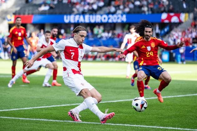 240615 Lovro Majer of Croatia during the UEFA Euro 2024 Football Championship match between Spain and Croatia on June 15, 2024 in Berlin Photo Mathias Bergeld BILDBYRAN code MB MB0935 fotboll football soccer fotballs em europamästerskap em uefa euro uefa european football championship euro 2024 spanien spain kroatien croatia bbeng  Copyright: MATHIASxBERGELD BB240615MB066