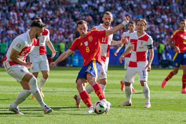 Fabian Ruiz Spain national team Euro 2024, 08 Goal shot to 2 0, GER, UEFA Euro 2024, Football men, UEFA EM 2024 Matchday 1, Group B, Spain vs Croatia, 15 06 2024 GER, UEFA Euro 2024, Football men, UEFA EM 2024 Matchday 1, Group B, Spain vs Croatia, 15 06 2024 Berlin Copyright: xEibner-Pressefotox xClaudiusxRauchx EP_CRH