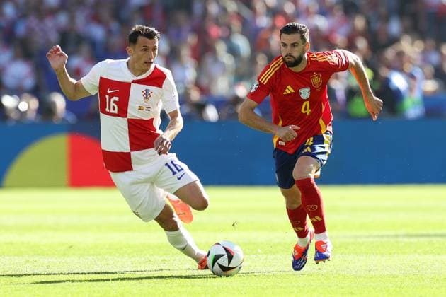 Soccer UEFA EURO 2024 Group Stage 1 Matchday Spain Croatia on 15 06 2024 at Olympiastadion Berlin in Berlin Ante Budimir Croatia , left Nacho Spain , right xMSx