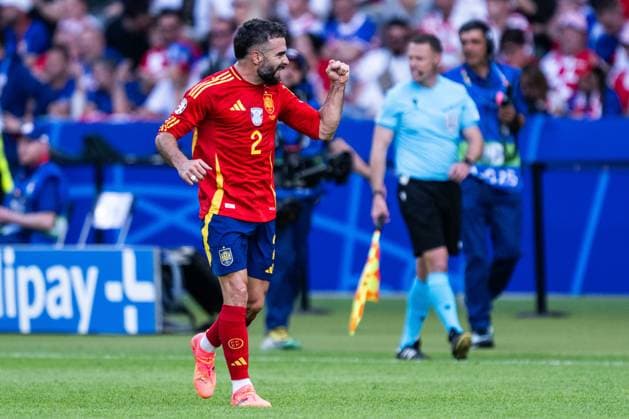240615 Daniel Carvajal of Spain celebrates after 3 0 during the UEFA Euro 2024 Football Championship match between Spain and Croatia on June 15, 2024 in Berlin Photo Mathias Bergeld BILDBYRAN code MB MB0935 football football soccer football em european championship em uefa euro uefa european football championship euro 2024 spain spain croatia croatia bbeng  Copyright: MATHIASxBERGELD BB240615MB079