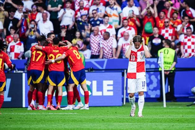 Goal celebration Spain after scoring 3 0 Dani Carvajal Spain, 02 , Disappointment Luka Modric Croatia, 10 GER, Spain vs Croatia, European Football Championship, UEFA Euro 2024, Group B, Matchday 1, 15 06 2024 GER, Spain vs Croatia, European Football Championship, UEFA Euro 2024, Group B, Matchday 1, 15 06 2024 Berlin Copyright: xEibner-Pressefoto MarcelxvonxFehrnx EP_MFN