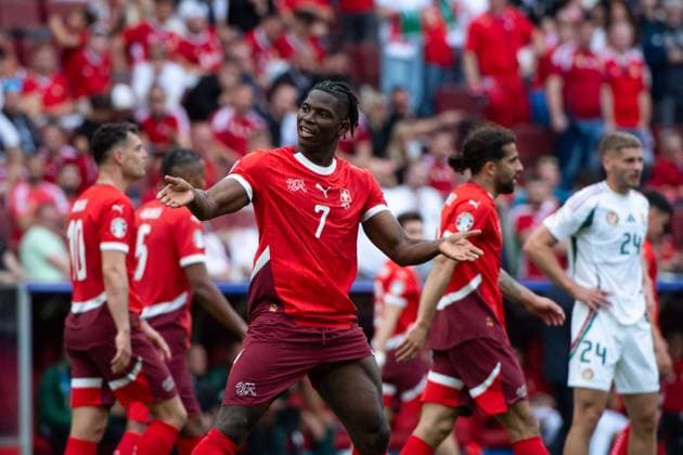 Breel Embolo Switzerland, 07 and team celebrate the goal for 1 3, GER, Hungary HUN vs Switzerland SUI , European Football Championship, UEFA EURO 2024, Group A, Matchday 1, 15 06 2024 GER, Hungary HUN vs Switzerland SUI , European Football Championship, UEFA EURO 2024, Group A, Matchday 1, 15 06 2024 Cologne Copyright: xEibner-Pressefoto Memmlerx EP_MMR