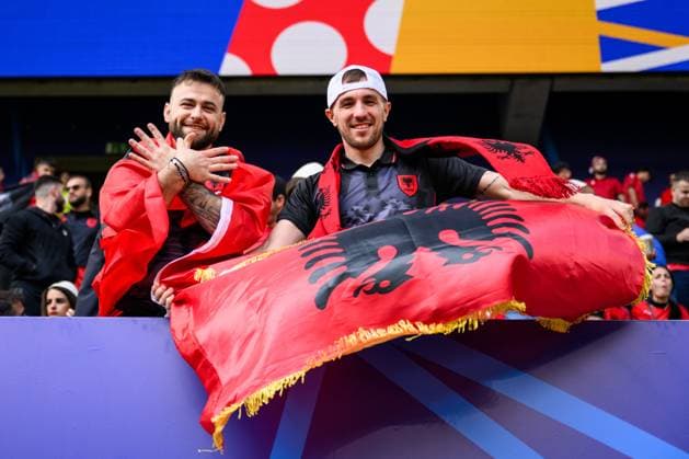 240615 Fans of Albania ahead of the UEFA Euro 2024 Football Championship match between Italy and Albania on June 15, 2024 in Dortmund Photo Jesper Zerman BILDBYRAN kod JZ JZ0538 fotboll football soccer fotballs em europamästerskap em uefa euro uefa european football championship euro 2024 italy albanien albania bbeng publik  Copyright: JESPERxZERMAN BB240615JZ014