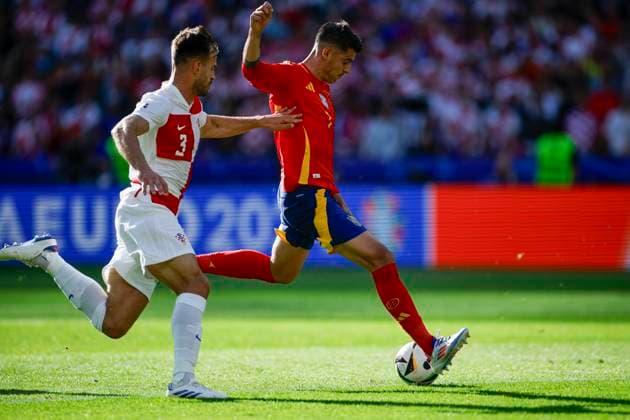 Spain s Alvaro Morata scores the 1-0 during the EURO 2024 group B soccer match between Spain and Croatia at the Olympiastadion Berlin in Berlin, Germany, 15 June 2024. Spain vs. Croatia !ACHTUNG: NUR REDAKTIONELLE NUTZUNG!  Copyright: xAlbertoxEstevezx GRAF1494 20240615-55013881930_1