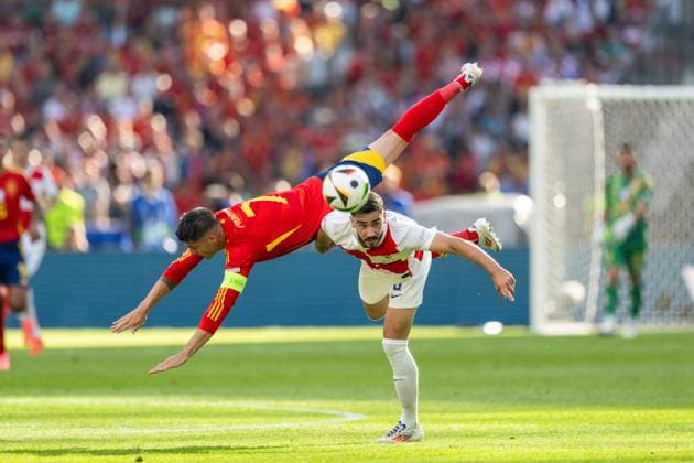 Spain v Croatia, UEFA EURO, EM, Europameisterschaft,Fussball 2024, Berlin, Germany Berlin, Germany. 15th, June 2024. Alvaro Morata (7) of Spain and Josip Sutalo (6) og Croatia seen during the UEFA Euro 2024 match in Group B between Spain and Croatia at Olympiastadion in Berlin. Berlin Germany  Copyright: xGonzalesxPhoto FrederikkexJensenx