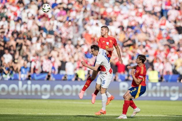 Spain v Croatia: Group B - UEFA EURO, EM, Europameisterschaft,Fussball 2024 Ante Budimir, Rodri, and Robin Le Normand are playing during the Spain vs. Croatia match at UEFA Euro 2024 in Berlin, Germany, on June 15, 2024. Berlin Germany  Copyright: xFotoxOlimpikx originalFilename:jastrzebowski-spainvsc240615_np5tK.jpg