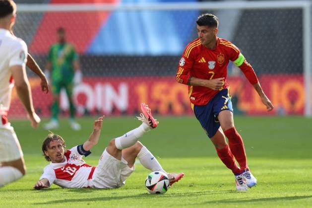 Spain v Croatia: Group B - UEFA EURO, EM, Europameisterschaft,Fussball 2024. Alvaro Morata of Spain and Luka Modric of Croatia are in action during the UEFA EURO 2024 group stage match between Spain and Croatia at Olympiastadion Berlin in Berlin, Germany, on June 15, 2024. Berlin Germany  Copyright: xMohamadxHosainix originalFilename:amirhosseini-spainvcr240615_npt6I.jpg