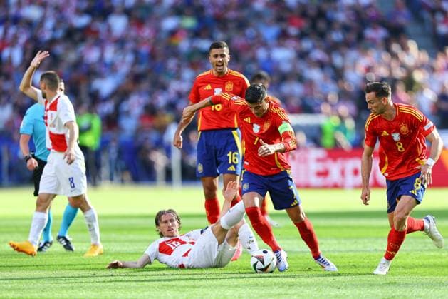 2024.06.15 Berlin Pilka nozna Reprezentacja Mistrzostwa Europy EURO 2024 Niemcy Hiszpania - Chorwacja N z Alvaro Morata, Luka Modric Foto Pawel Andrachiewicz PressFocus 2024.06.15 Wien Football European Championships 2024 EURO 2024 Germany Spain - Croatia Alvaro Morata, Luka Modric Credit: Pawel Andrachiewicz PressFocus NEWSPIX.PL --- Newspix.pl  20240615_PF_PA031