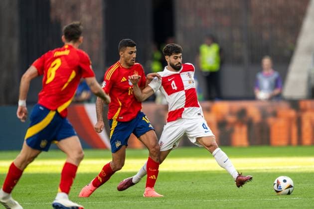 Spain v Croatia, UEFA EURO, EM, Europameisterschaft,Fussball 2024, Berlin, Germany Berlin, Germany. 15th, June 2024. Josko Gvardiol (4) of Croatia and Rodri (16) of Spain seen during the UEFA Euro 2024 match in Group B between Spain and Croatia at Olympiastadion in Berlin. Berlin Germany  Copyright: xGonzalesxPhoto FrederikkexJensenx