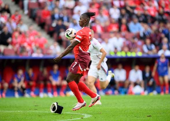 EMBOLO Breel SUI action, loses his bandage, before the goal to 1 3 Preliminary round 1 match day, Group A, Match M02, Hungary HUN Switzerland SUI 1 3, on 15 06 2021 in Cologne Germany European Football Championship 2024 from 14 06 14 07 2024 in Germany Â