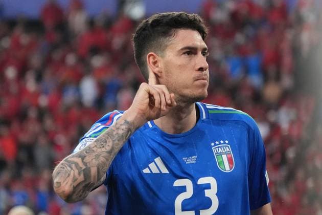 celebrate the goal, goal celebration for 1 1 Alessandro Bastoni Italy, Italy, Italia, 23 Dortmund 15 06 2024 Italy vs Albania, EURO2024 M4, Group B, EM Arena Dortmund