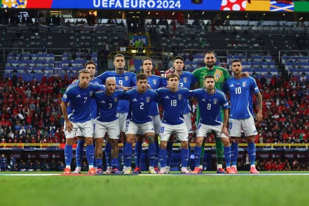 Italien gegen Albanien 15. Juni 2024, Dortmund UEFA EUROs Gruppe B Italien gegen Albanien Italiens Spieler stellen sich für ein Gruppenfoto auf Foto Charlotte Wilson Abseits Dortmund Deutschland  Copyright: xCharlottexWilsonx xOffsidexOffside