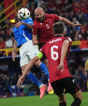 GER, EM UEFA 2024, Group B, Italy vs Albania 15 06 2024, Signal Iduna Park, Dortmund, GER, EM UEFA 2024, Group B, Italy vs Albania, in the picture Italy™s midfielder 10 Lorenzo Pellegrini, Albania s defender 05 Arlind Ajeti nordphotoxGmbHx xBratic nph00250