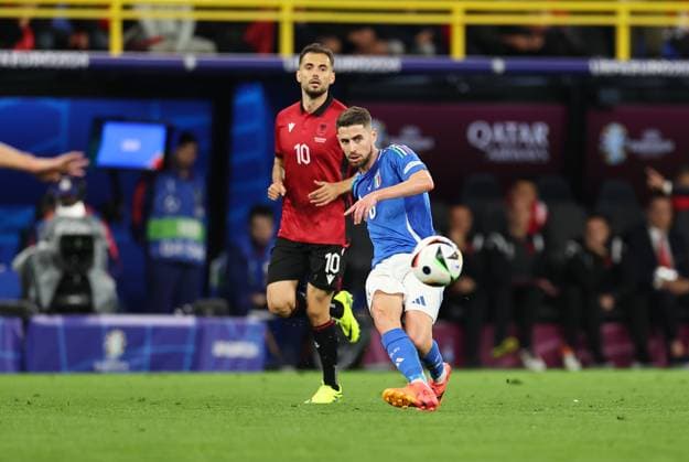 15 06 2024, European Football Championship, UEFA EURO 2024, Italy Albania, Group B, BVB Stadion Dortmund, v l , Nedim Bajrami Albania , Jorge Luiz Jorginho Italy Copyright: HMBxMedia