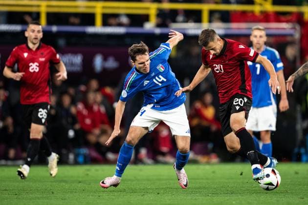 240615 Federico Chiesa of Italy and Ylber Ramadani of Albania during the UEFA Euro 2024 Football Championship match between Italy and Albania on June 15, 2024 in Dortmund Photo Jesper Zerman BILDBYRAN kod JZ JZ0538 fotboll football soccer fotballs em europamästerskap em uefa euro uefa european football championship euro 2024 italy albanien albania bbeng  Copyright: JESPERxZERMAN BB240615JZ090