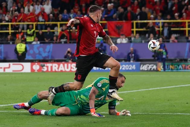 Italy v Albania UEFA EURO, EM, Europameisterschaft,Fussball 2024 Group B Rey Manaj of Albania goes close in the dying moments during the UEFA Euro 2024 Group B match between Italy and Albania at Signal Iduna Park, Dortmund Copyright: xPaulxChestertonx FIL-20282-0067 UK Newspapers OUT