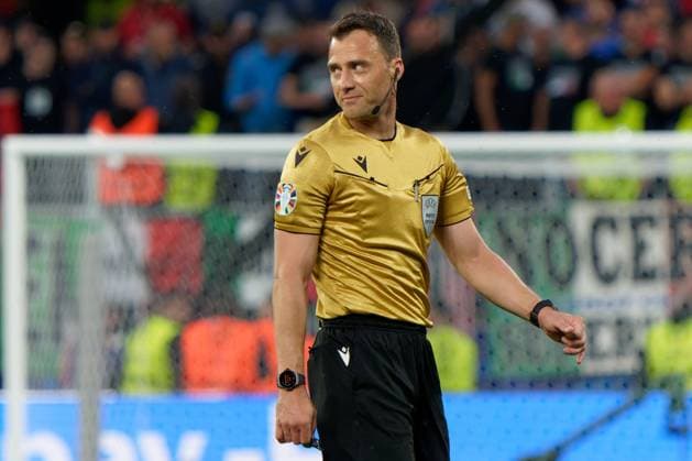 the referee Felix Zwayer of Germany during UEFA EURO, EM, Europameisterschaft,Fussball 2024 - Italy vs Albania, UEFA European Football Championship in Dortmund, Germany, June 15 2024  Copyright: xEmmanuelexMastrodonato IPAxSportx xx IPA_47154222 IPA_Agency_IPA47154222