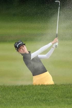 Meijer LPGA, Golf Damen Classic Grace Kim of Australia hits out of the bunker on the 10th hole during Day Three of the Meijer LPGA Classic for Simply Give golf tournament at Blythefield Country Club in Belmont, MI, USA Saturday, June 15, 2024. Belmont Michigan United States  Copyright: xJorgexLemusx originalFilename:lemus-meijerlp240615_npMPS.jpg