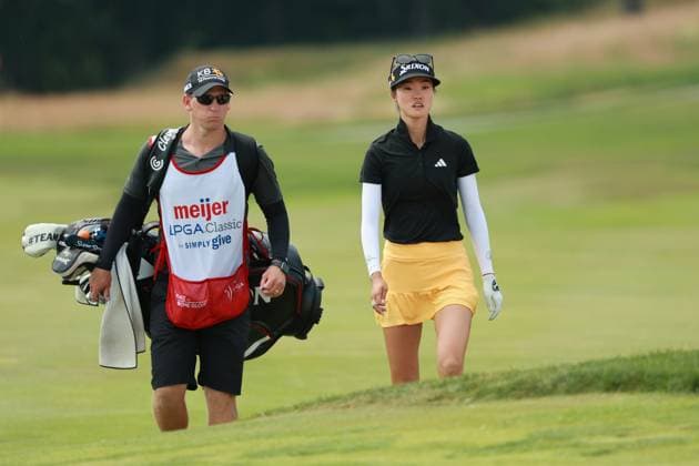 Meijer LPGA, Golf Damen Classic Grace Kim of Australia approaches the 8th green during Day Three of the Meijer LPGA Classic for Simply Give golf tournament at Blythefield Country Club in Belmont, MI, USA Saturday, June 15, 2024. Belmont Michigan United States  Copyright: xJorgexLemusx originalFilename:lemus-meijerlp240615_np6zc.jpg