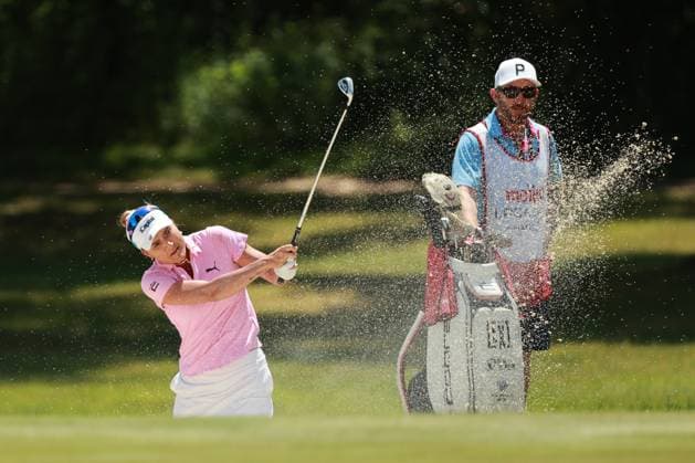 Meijer LPGA, Golf Damen Classic Lexi Thompson of the United States hits out of the bunker on the 10th hole during Day Three of the Meijer LPGA Classic for Simply Give golf tournament at Blythefield Country Club in Belmont, MI, USA Saturday, June 15, 2024. Belmont Michigan United States  Copyright: xJorgexLemusx originalFilename:lemus-meijerlp240615_npNcK.jpg