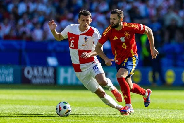 Spain v Croatia - UEFA EURO, EM, Europameisterschaft,Fussball 2024 Ante Budimir and Nacho are playing during the UEFA Euro 2024 Group B match between Spain v Croatia, at the Olympiastadion Berlin in Berlin, Germany, on June 15, 2024. Berlin Germany  Copyright: xAndrzejxIwanczukx originalFilename:iwanczuk-spainvcr240615_np9Lr.jpg
